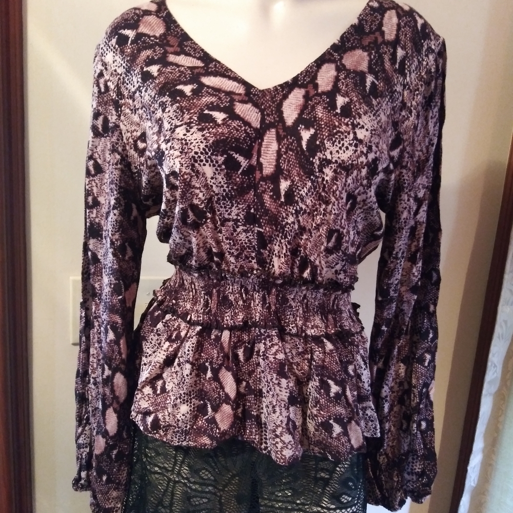 Angie Python Snake Print Long-sleeve Blouse - Picture 2 of 10